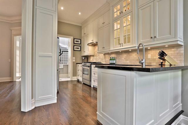 116 Hillsdale Ave E, House semidetached with 3 bedrooms, 4 bathrooms and 3 parking in Toronto ON | Image 4