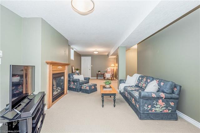 16 Atto Drive, House detached with 4 bedrooms, 3 bathrooms and 4 parking in Guelph ON | Image 30