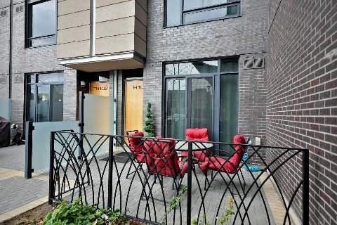 th101 - 1 Valhalla Inn Rd, Townhouse with 3 bedrooms, 3 bathrooms and 1 parking in Toronto ON | Image 2
