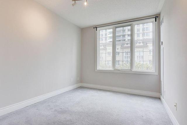 Th15 - 1 Rean Dr, Townhouse with 3 bedrooms, 3 bathrooms and 1 parking in Toronto ON | Image 11