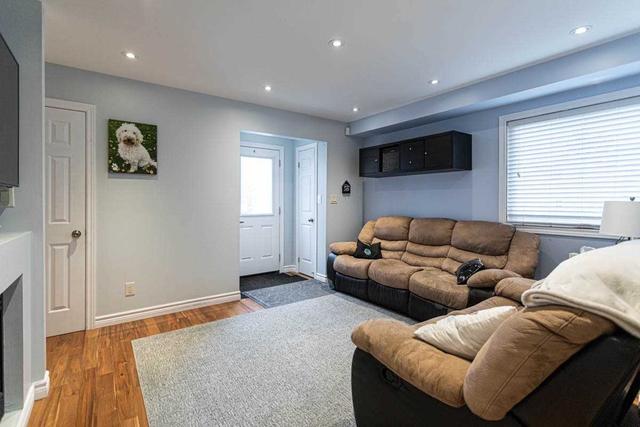 17 Handel Crt, House detached with 3 bedrooms, 3 bathrooms and 4 parking in Brampton ON | Image 32