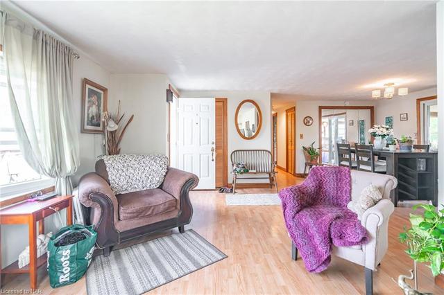 a2 - 241 St. Paul Street W, House detached with 3 bedrooms, 1 bathrooms and 4 parking in St. Catharines ON | Image 18