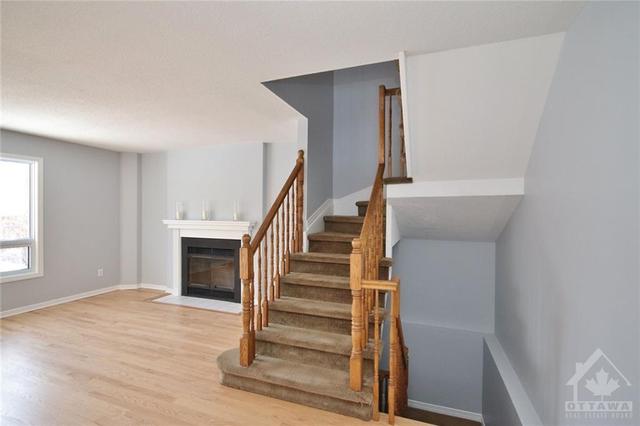 83 Armagh Way, House detached with 4 bedrooms, 3 bathrooms and 3 parking in Ottawa ON | Image 13