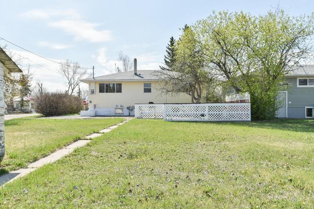 114 7th Avenue, House detached with 3 bedrooms, 2 bathrooms and 2 parking in Hanna AB | Image 22