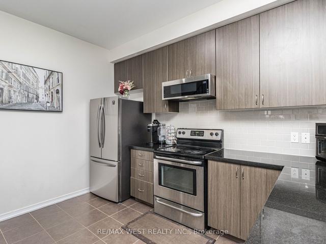 50 Honeyview Tr, House attached with 3 bedrooms, 4 bathrooms and 3 parking in Brampton ON | Image 33