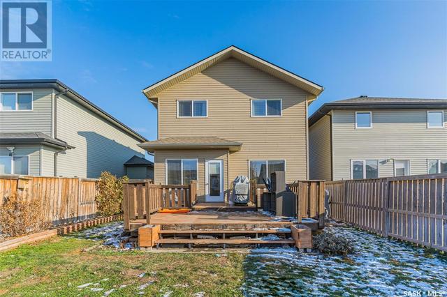 203 Korol Crescent, House detached with 4 bedrooms, 4 bathrooms and null parking in Saskatoon SK | Image 26