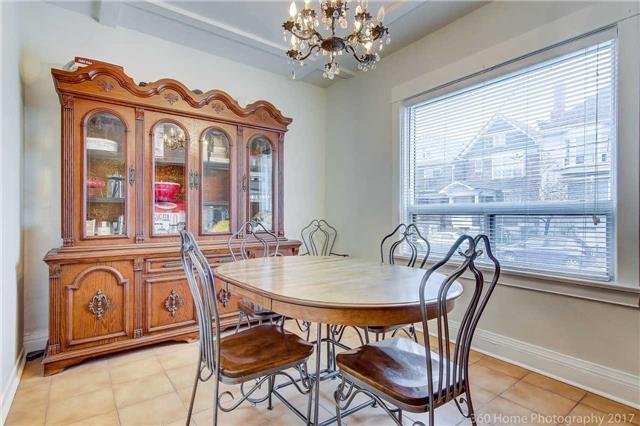 722 Gladstone Ave, House semidetached with 3 bedrooms, 3 bathrooms and 1 parking in Toronto ON | Image 9