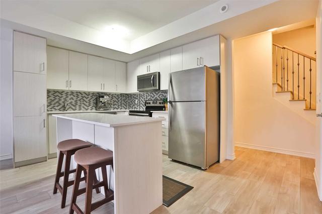 15 - 125 Long Branch Ave, Townhouse with 2 bedrooms, 3 bathrooms and 1 parking in Toronto ON | Image 18