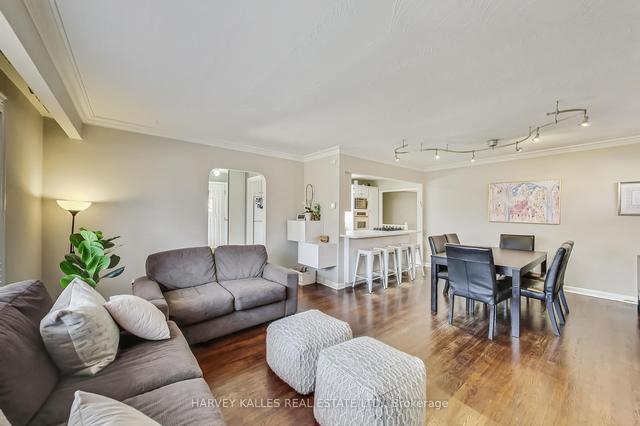 14 Almington St, House detached with 3 bedrooms, 3 bathrooms and 5 parking in Toronto ON | Image 37