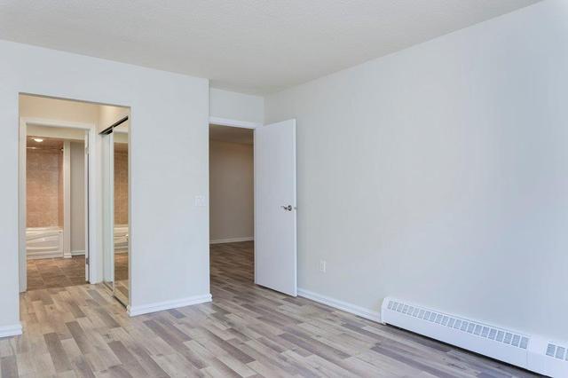 102 - 333 Garry Crescent Ne, Condo with 2 bedrooms, 1 bathrooms and 1 parking in Calgary AB | Image 1