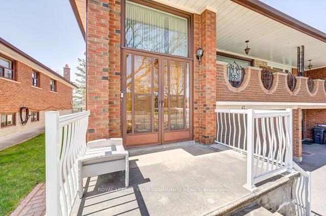 43 Starview Dr, House semidetached with 3 bedrooms, 2 bathrooms and 4 parking in Toronto ON | Image 36