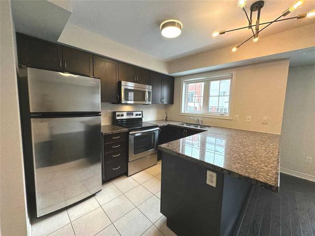 5 - 2464 Post Rd, Townhouse with 2 bedrooms, 2 bathrooms and 1 parking in Oakville ON | Image 16