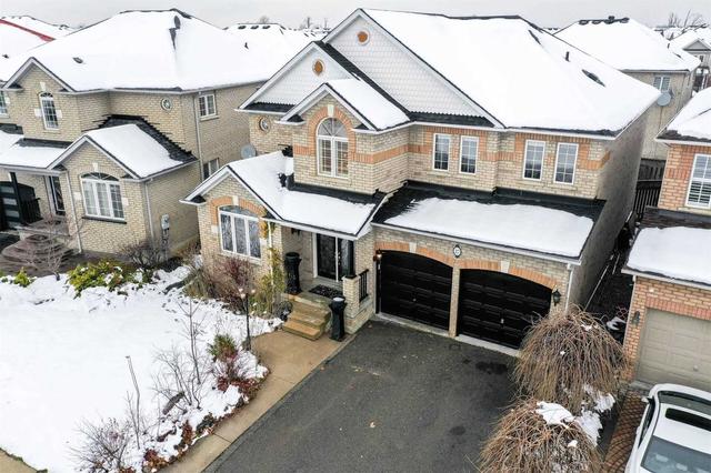 27 Madronna Gdns, House detached with 4 bedrooms, 4 bathrooms and 4 parking in Brampton ON | Image 15