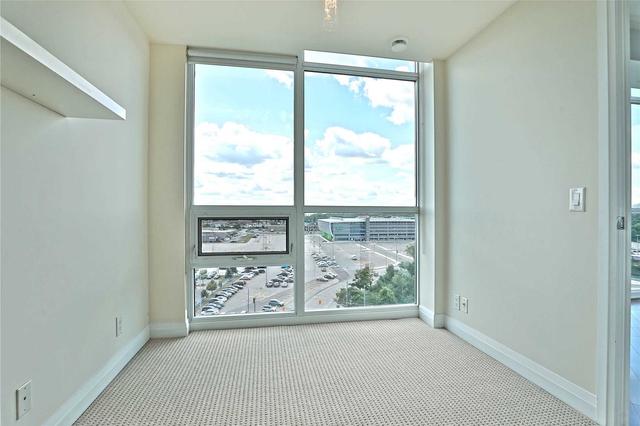 1003 - 1055 Southdown Rd, Condo with 2 bedrooms, 2 bathrooms and 1 parking in Mississauga ON | Image 6