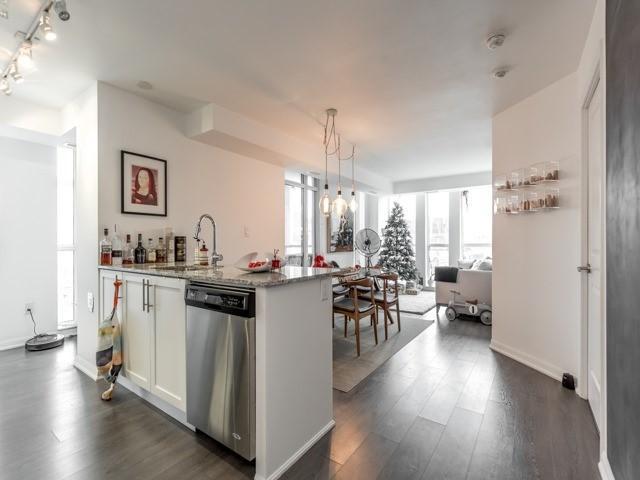 704 - 400 Adelaide St E, Condo with 2 bedrooms, 2 bathrooms and 1 parking in Toronto ON | Image 14