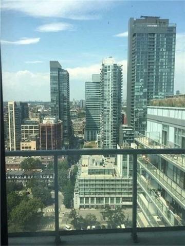 Lph7 - 352 Front St W, Condo with 2 bedrooms, 2 bathrooms and 1 parking in Toronto ON | Image 1