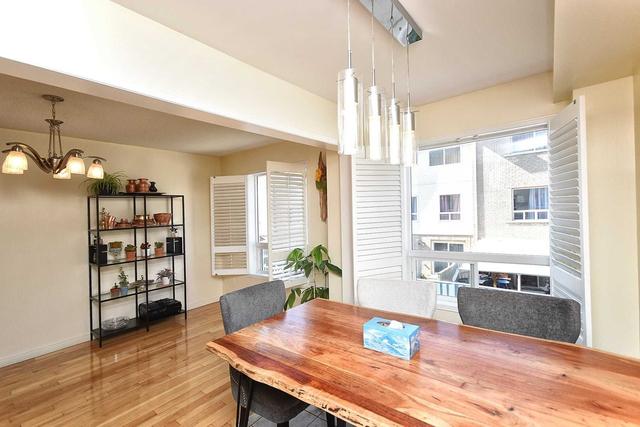14 Pat Brooks Terr, Townhouse with 4 bedrooms, 4 bathrooms and 3 parking in Toronto ON | Image 7