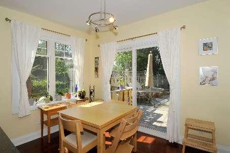 22 Fourth St W, House detached with 3 bedrooms, 2 bathrooms and 2 parking in Toronto ON | Image 5