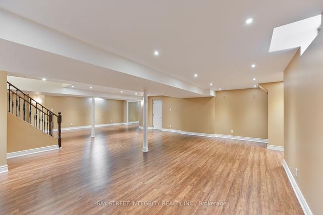 519 Veale Pl, House detached with 4 bedrooms, 6 bathrooms and 7 parking in Newmarket ON | Image 27