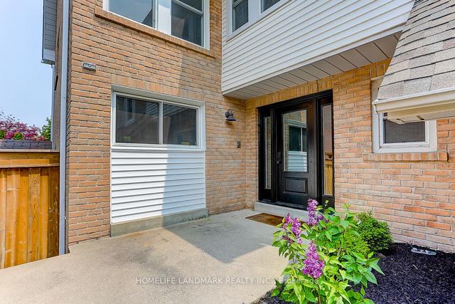 10 Rosemead Clse, House detached with 3 bedrooms, 4 bathrooms and 6 parking in Markham ON | Image 34