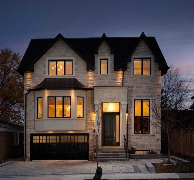 221 Willowdale Ave, House detached with 4 bedrooms, 6 bathrooms and 7 parking in Toronto ON | Card Image