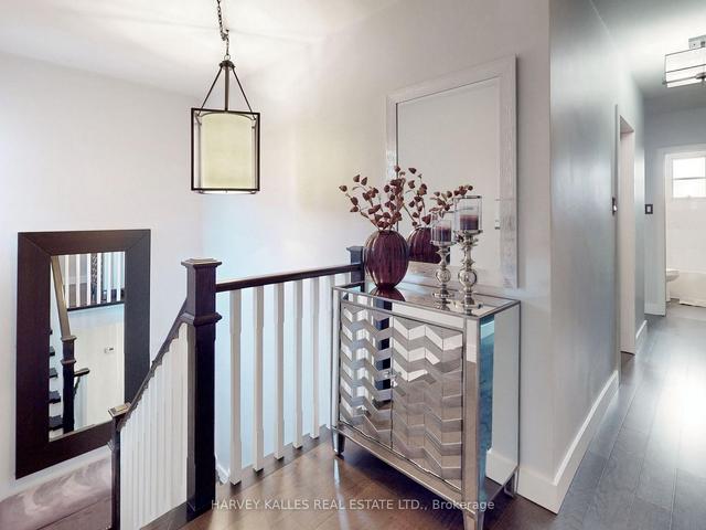 354 Westmount Ave, House semidetached with 3 bedrooms, 2 bathrooms and 4 parking in Toronto ON | Image 11