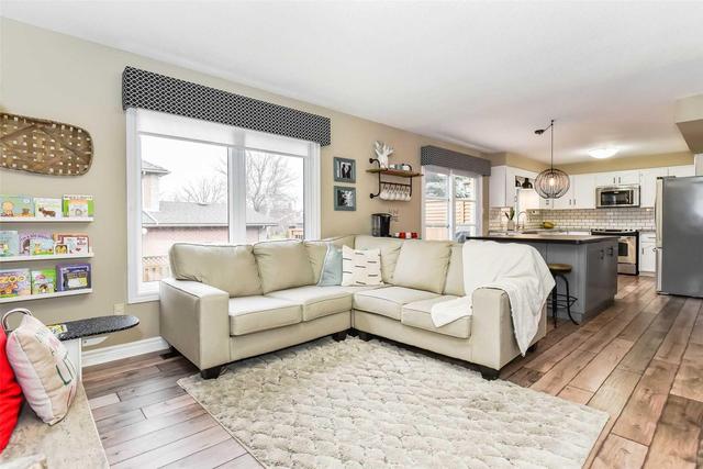 21 Hunters Lane, House detached with 3 bedrooms, 3 bathrooms and 4 parking in Guelph ON | Image 11