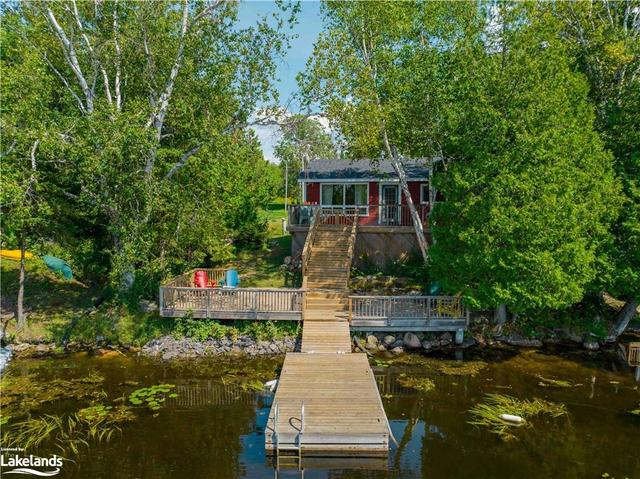 104 Lakeside Drive, House detached with 3 bedrooms, 1 bathrooms and 12 parking in McKellar ON | Image 11