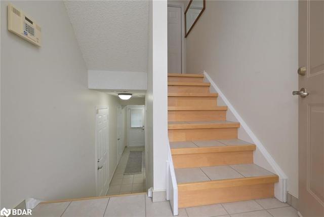 225 Baker Street, House attached with 2 bedrooms, 1 bathrooms and 3 parking in Waterloo ON | Image 15