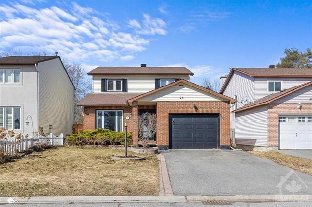 28 Antler Avenue, House detached with 3 bedrooms, 4 bathrooms and 5 parking in Ottawa ON | Image 1