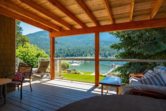 8334 Busk Road, House detached with 2 bedrooms, 2 bathrooms and 10 parking in Central Kootenay E BC | Image 61
