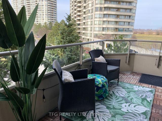 482 - 1 Greystone Walk Dr, Condo with 2 bedrooms, 2 bathrooms and 1 parking in Toronto ON | Image 17