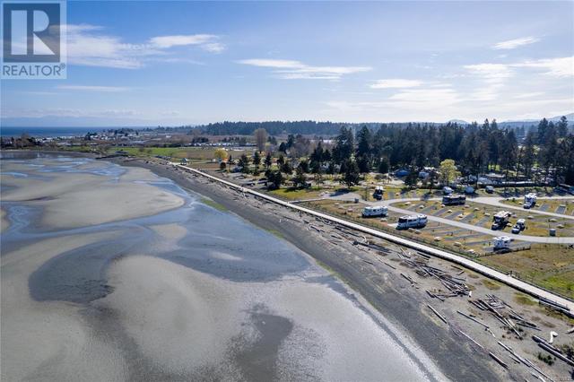 402 - 194 Beachside Dr, Condo with 2 bedrooms, 2 bathrooms and 1 parking in Parksville BC | Image 57