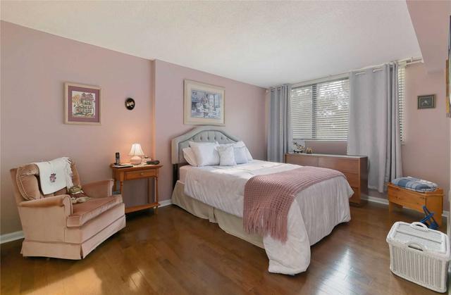 201 - 6500 Montevideo Rd, Condo with 3 bedrooms, 2 bathrooms and 3 parking in Mississauga ON | Image 7