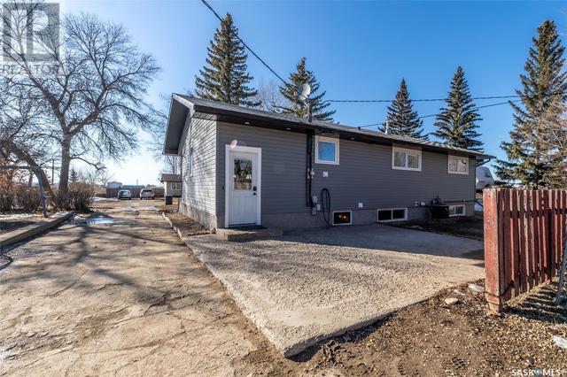 217 Conway Street, House detached with 5 bedrooms, 3 bathrooms and null parking in Mortlach SK | Image 36