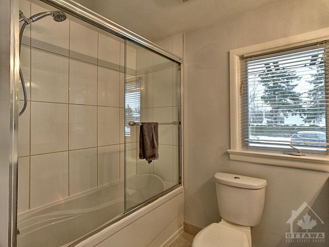 5631 Owen Street, House detached with 3 bedrooms, 2 bathrooms and 12 parking in Ottawa ON | Image 13