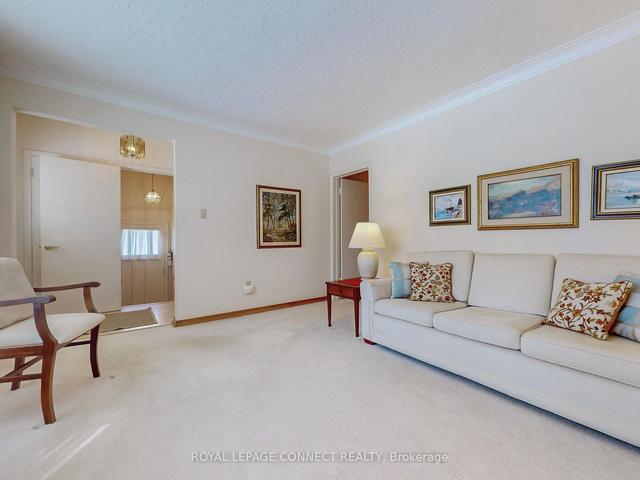 8 Boem Ave, House detached with 3 bedrooms, 1 bathrooms and 3 parking in Toronto ON | Image 32
