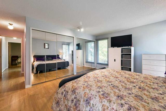 18 - 185 Woodridge Drive Sw, Home with 3 bedrooms, 3 bathrooms and 4 parking in Calgary AB | Image 9