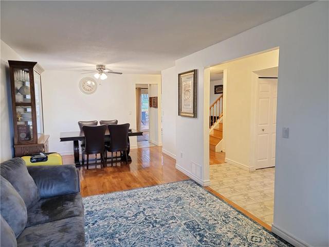 58 Novoco Drive, House detached with 3 bedrooms, 1 bathrooms and 4 parking in Hamilton ON | Image 5