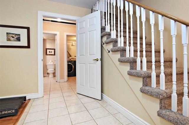 998 On Bogart Circ, Townhouse with 3 bedrooms, 4 bathrooms and 4 parking in Newmarket ON | Image 27