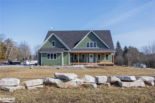 4 Suter Drive, House detached with 5 bedrooms, 2 bathrooms and 8 parking in Kawartha Lakes ON | Image 12