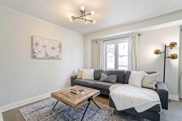 11 - 2088 Leanne Blvd, Townhouse with 3 bedrooms, 2 bathrooms and 2 parking in Mississauga ON | Image 4