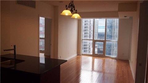 1510 - 5791 Yonge St, Condo with 2 bedrooms, 1 bathrooms and 1 parking in Toronto ON | Image 3