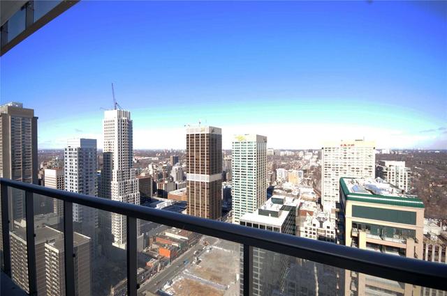 3807 - 33 Charles St E, Condo with 1 bedrooms, 2 bathrooms and 0 parking in Toronto ON | Image 10