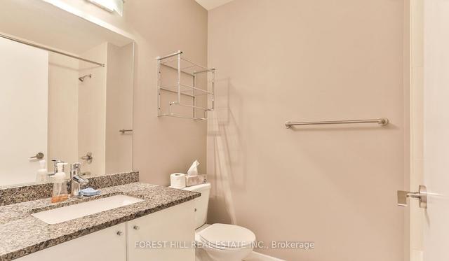 2605 - 18 Harbour St, Condo with 2 bedrooms, 2 bathrooms and 1 parking in Toronto ON | Image 2
