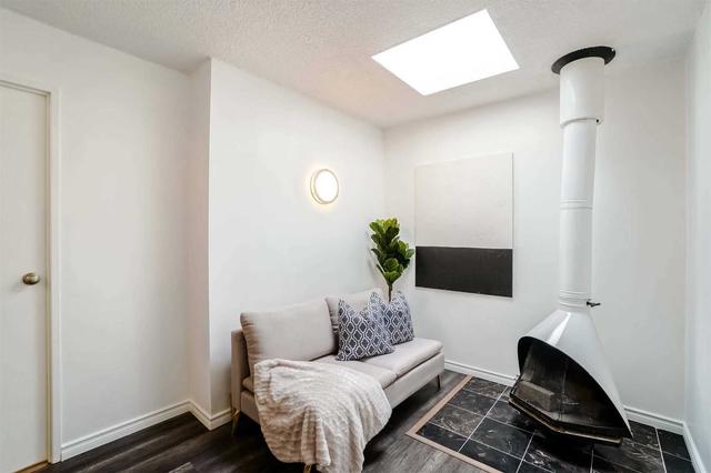 10 - 1252 King St W, Townhouse with 2 bedrooms, 1 bathrooms and 1 parking in Toronto ON | Image 10