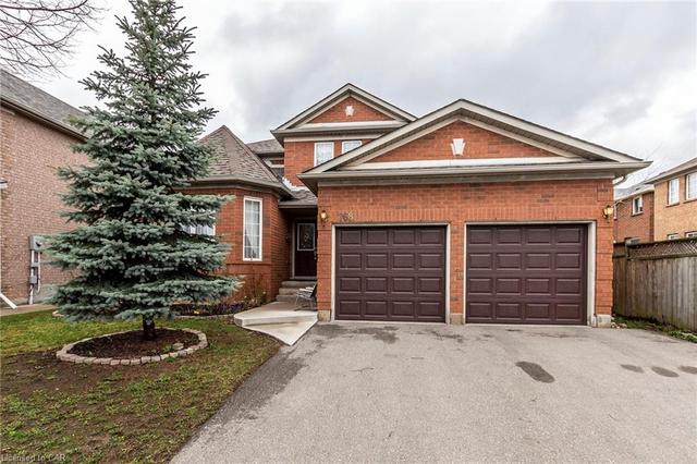 768 Saginaw Parkway, House detached with 4 bedrooms, 2 bathrooms and 4 parking in Cambridge ON | Image 1