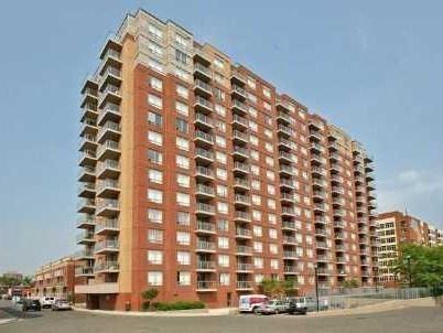 406 - 1369 Bloor St W, Condo with 1 bedrooms, 1 bathrooms and 1 parking in Toronto ON | Image 1