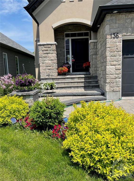 136 Grainstone Way, House detached with 4 bedrooms, 5 bathrooms and 7 parking in Ottawa ON | Image 25