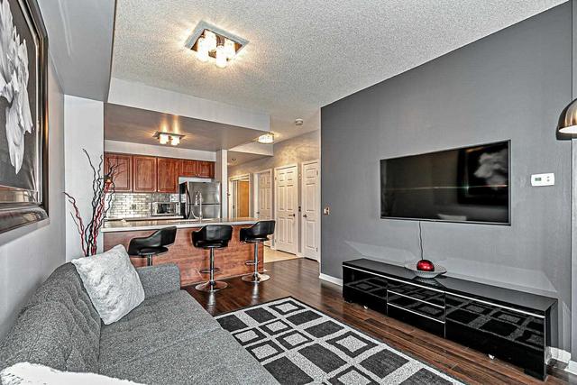 706 - 1 Maison Parc Crt, Condo with 1 bedrooms, 1 bathrooms and 1 parking in Vaughan ON | Image 3